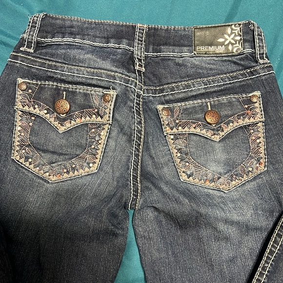 Jeans - Picture 3 of 5